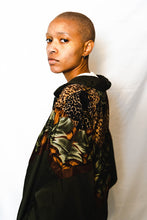 Load image into Gallery viewer, Welcome to the Jungle Vintage Windbreaker
